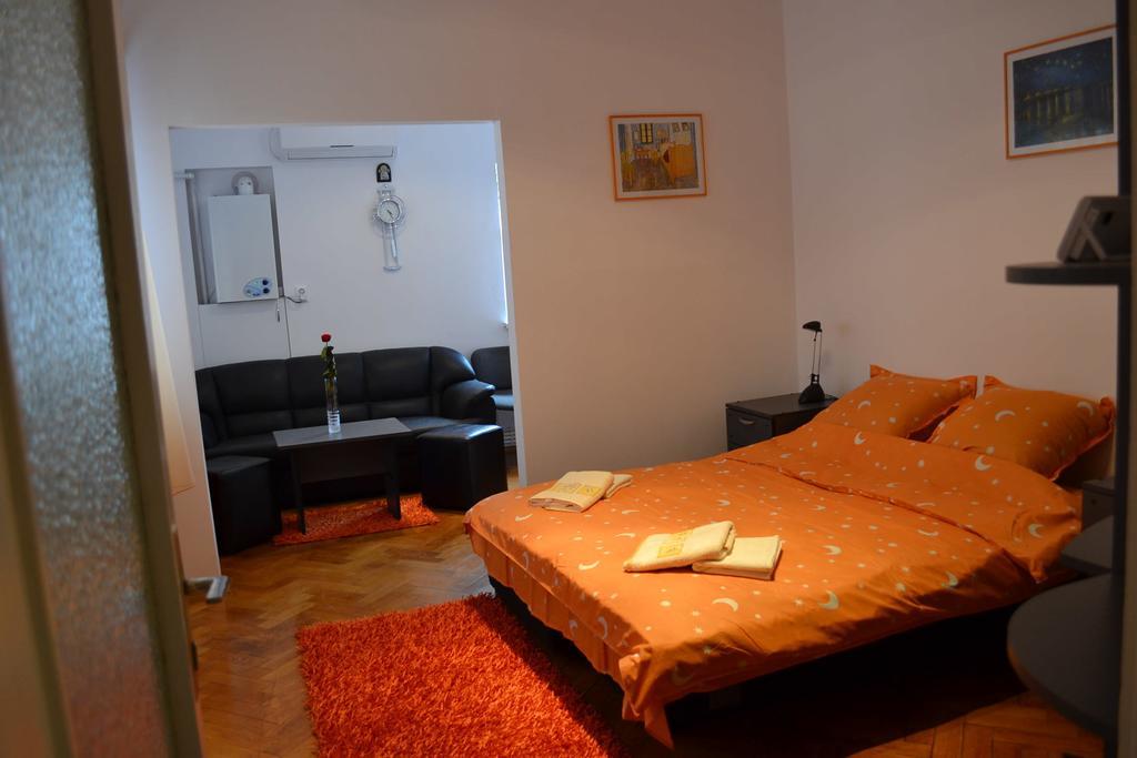 Victoria Studio Bukarest Szoba fotó